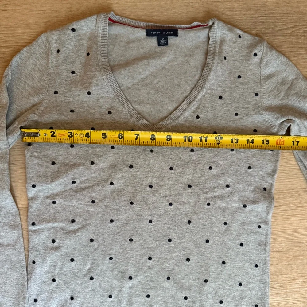 Tommy Hilfiger Light Gray polka Dot V-Neck Sweater